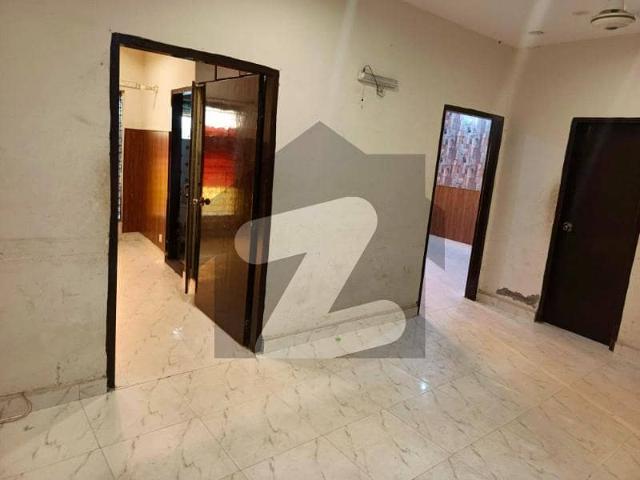 4 Marla 2nd Floor For Rent In DHA Phase 1, Block F, Pakistan, Punjab, Lahore