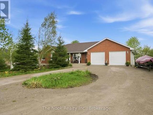 4 Mcgillivray Lane, Kawartha Lakes Carden, ON, L0K 1B0 house for sale | Listing ID X13542 | Royal LePage