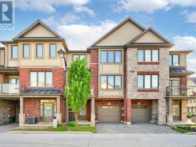 4 Near Lane, Hamilton, ON, L9G 0H2 house for sale | Listing ID X13515 | Royal LePage