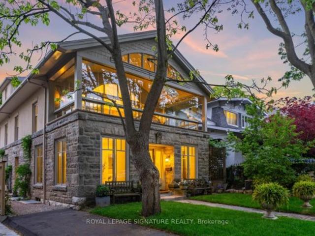 4 Neville Park Boulevard, Toronto, ON, M4E 3P6 Luxury House for sale | Listing ID E13416 | Royal LePage Carriage Trade Luxury Properties
