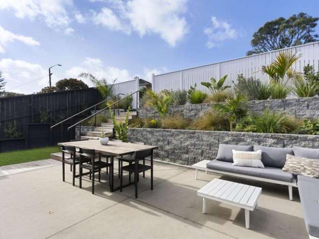 4 Noel Place, Mount Roskill, Auckland City