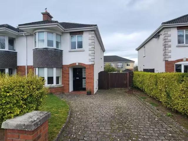 4 Oak Glade Close, W91XHD5 is for sale