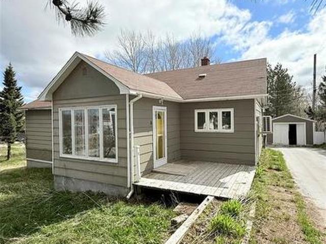 4 Olivia Lane, Deer Lake, NL, A8A 1Y3 house for sale | Listing ID 1297 | Royal LePage