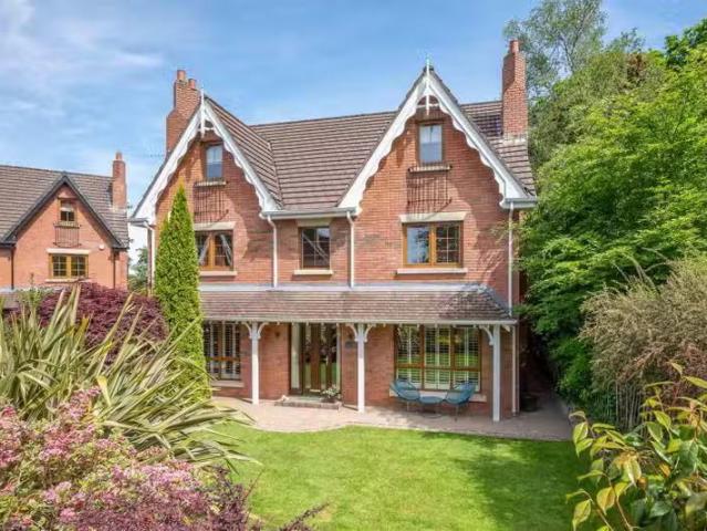 4 Orchard Lane