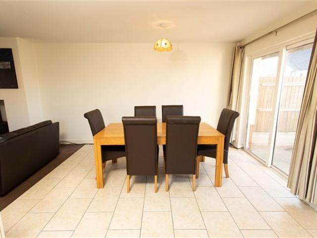 4 Orchard Way, Oakview Village, Tralee, Co. Kerry Sherry FitzGerald Stephenson Crean 4873 MyHome. Ie Residential