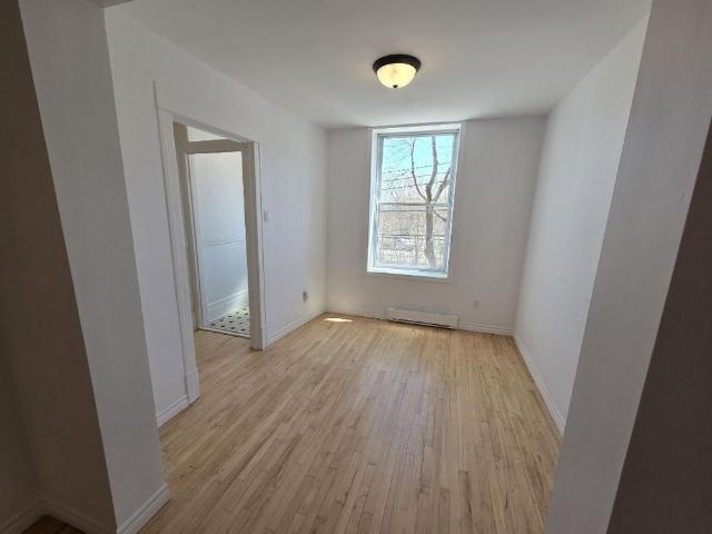 4½ avec terrasse, tranquille dans Rosemont La Petite Patrie