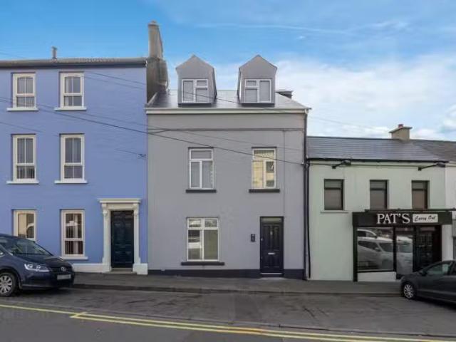 4 Abbey Yard