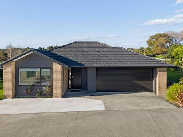 4 Alfred Peter Crescent, Warkworth, Rodney