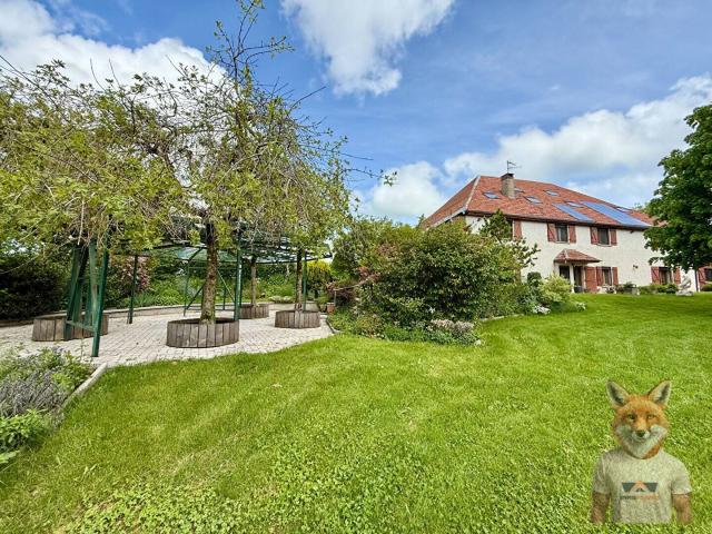 4 appartements dans Belle Ferme _ Epenouse 18 pièces 376 m2 ha