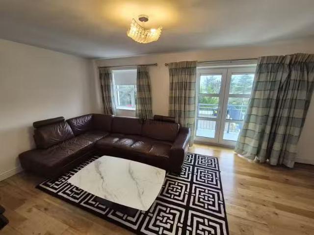 4 Ashbourne Villas, Glounthaune, Co. Cork is for rent