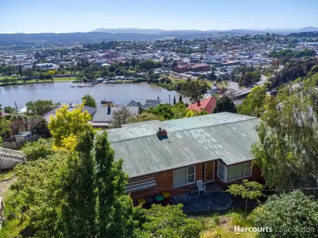 4 Bain Terrace, TREVALLYN, TAS 7250 House for Rent