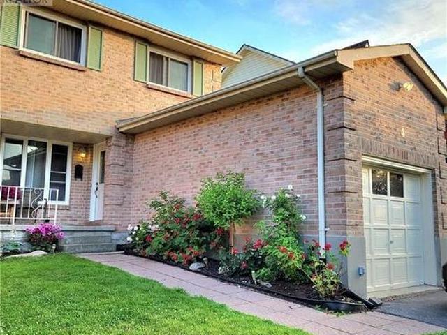 4 Balmoral Court, Kingston West Of Sir John A. Blvd, ON, K7M 7S9 house for sale | Listing ID X13206 | Royal LePage