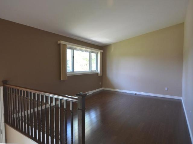 4 bed 2 bath house for rent in V sector of Brossard