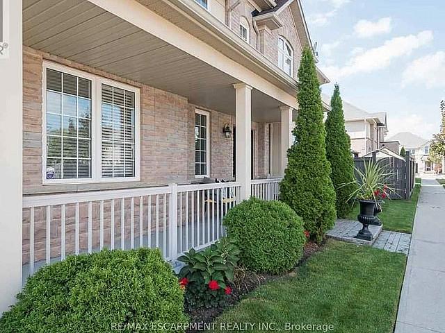 4 Bed 3 Bath Semi detached Burlington