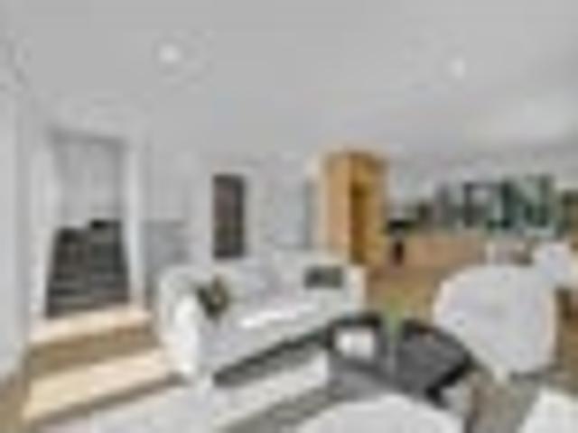 4 Bed! 3 Car! 150 SQM! Reserve Views!