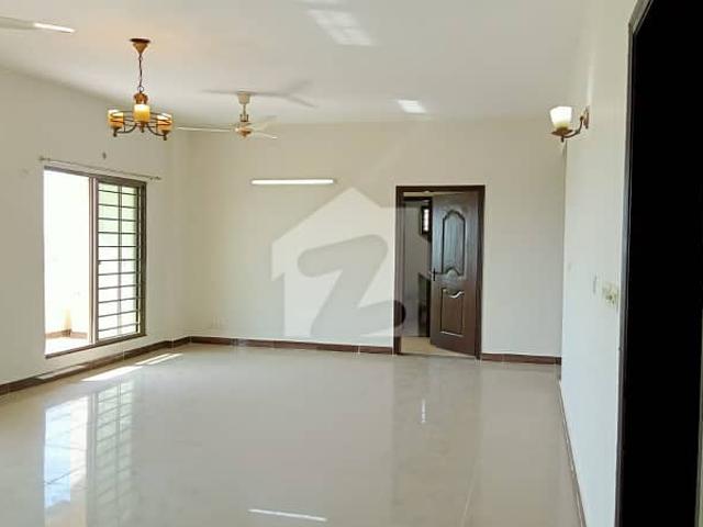 4 Bed Apartment Available For Sale