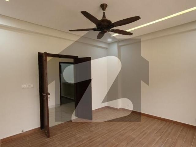 4 Bed Brand New 13th Floor Top Floor Apartment For Rent DHA Defence Phase 5