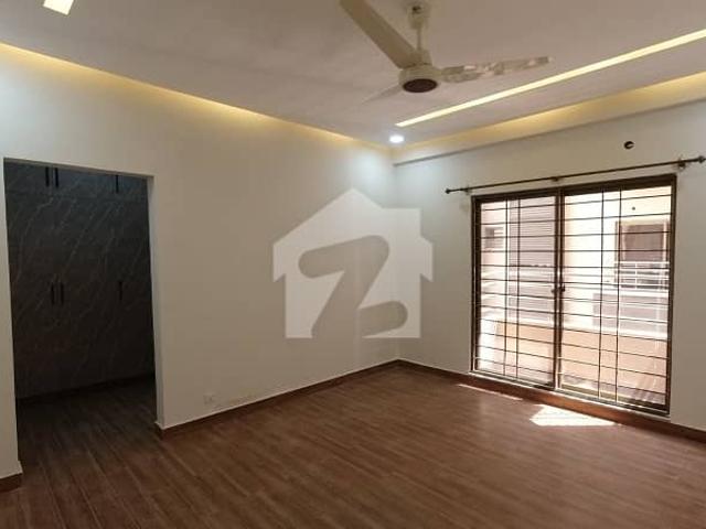 4 bed brand new first floor apartment