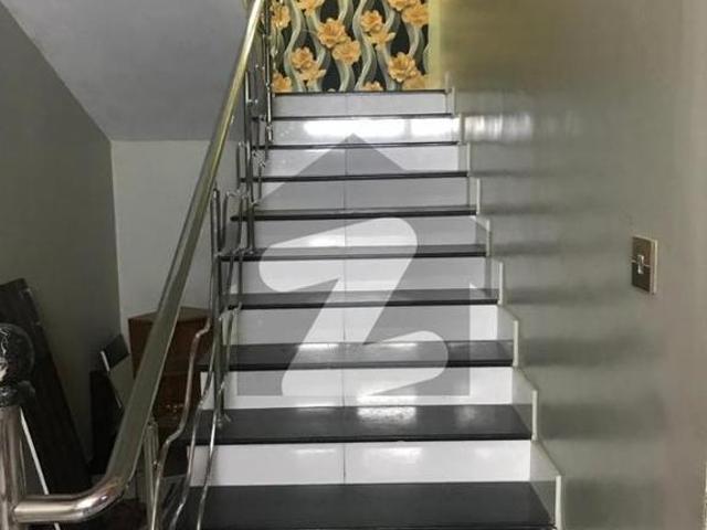 4 bed dd 1 unit style leased house behind toyota showroom near by educator school gulshan e iqbal block 10 a