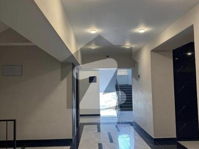 4 Bed DD Apartment for Rent in Green Three, Clifton Block 8