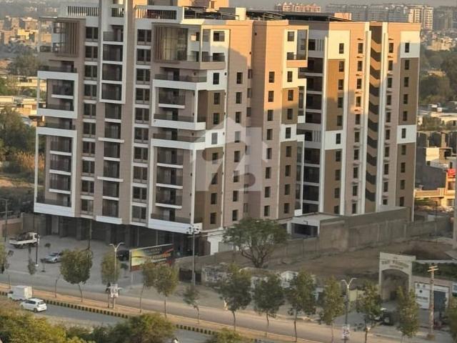 4 Bed dd Duplex Corner West Open Available for Rent