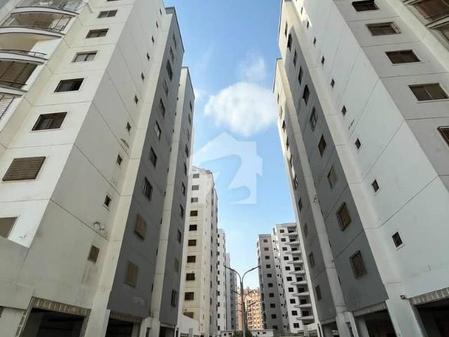 4 Bed dd Duplex West Open Corner Airport Facing Available for Sale