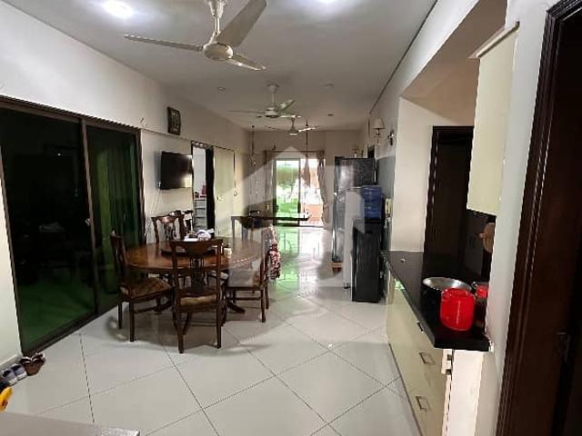 4 Bed Dd Flat Available For Sale
