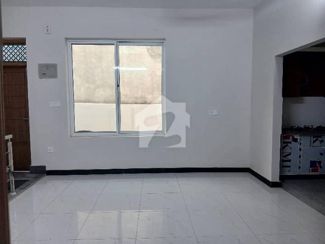 4 Bed Double Story House For Sale On 6 Marla With Gas