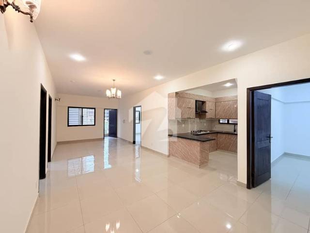 4 bed drawing dinning brand new corner west open flat for rent in jauhar
