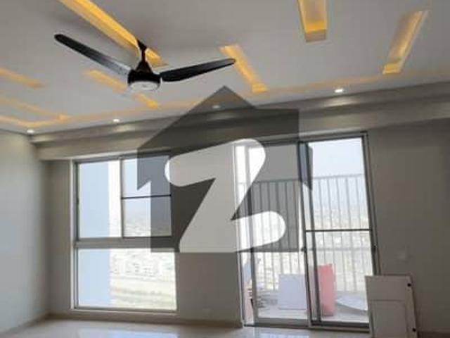 4 Bed Drawing Dining Apartment For Rent In Lucky One Apartments With Maid Room Lucky One Apartment