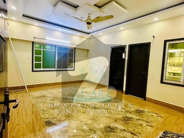 4 Bed Draing Lounge Flat For Rent In Main Khalid Bin Waleed Road PECHS
