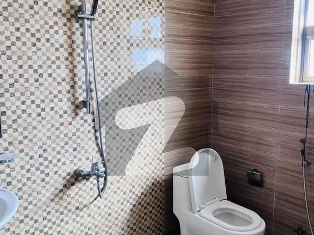 4 Bed Flat For Rent Askari 14