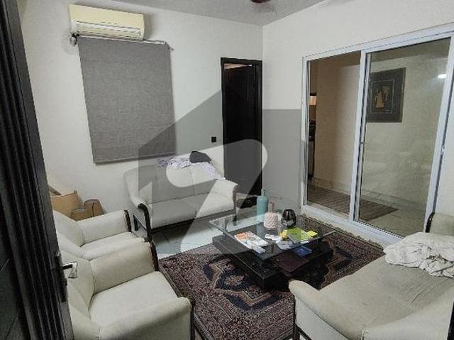 4 bed flat for rent clifton block 7
