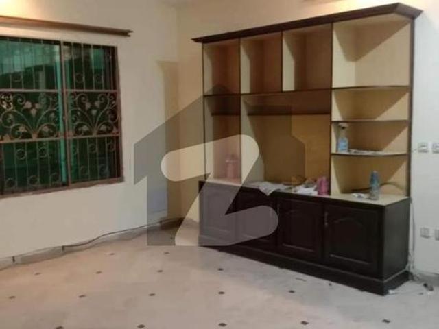 4 bed full house available for rent in G10 G 10