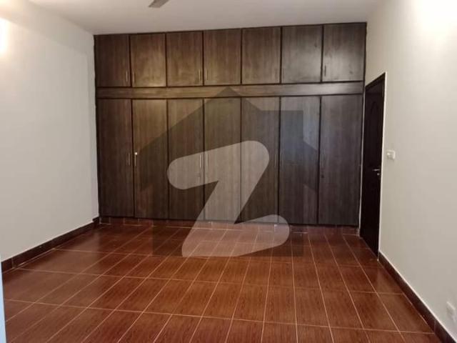 4 bed house available for rent in askari 11 lahore cantt askari 11 sector b