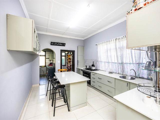 4 Bed House in Vincent