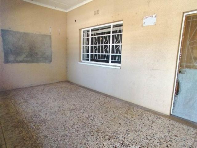 4 Bed House in Warrenton