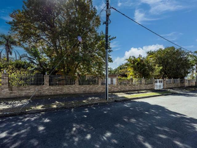 4 Bed House in Baysville