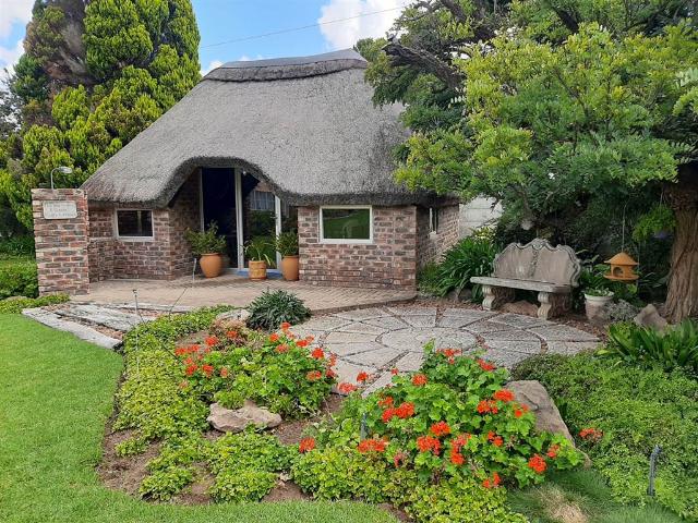 4 Bed House in Elandia