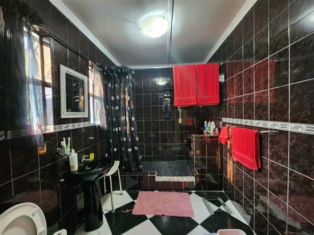 4 Bed House in Meerensee