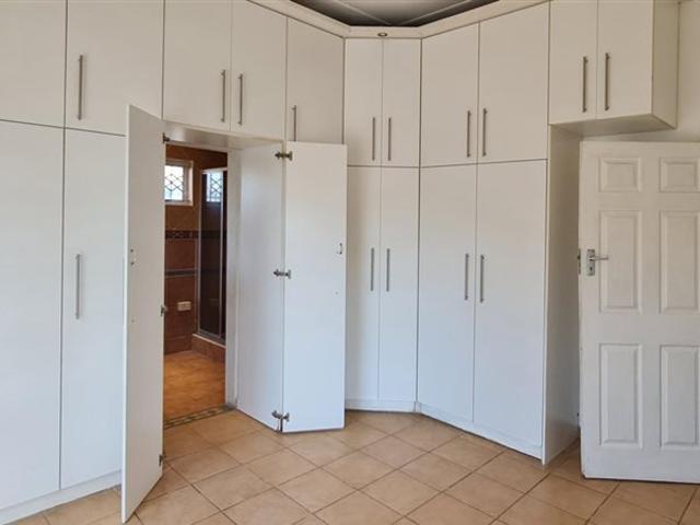 4 Bed House in Parkside