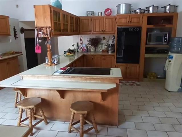 4 Bed House in Sonheuwel