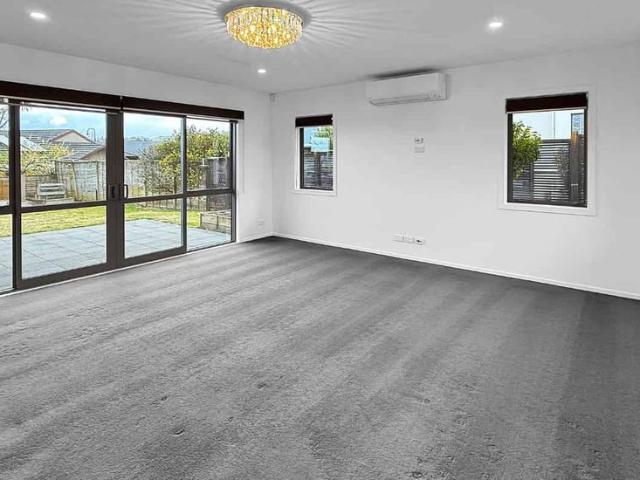 4 BED NUKUHAU