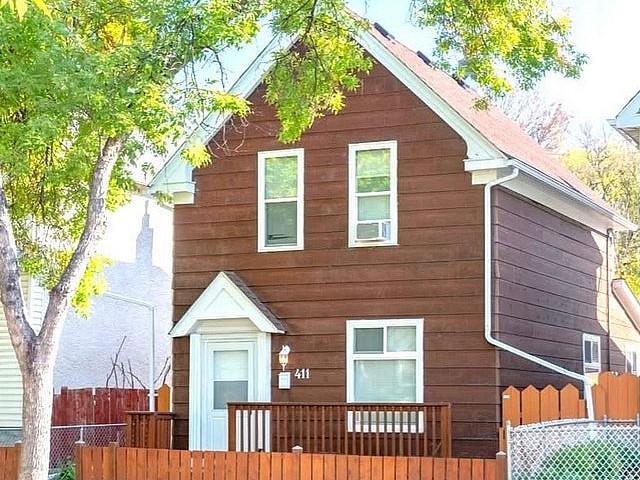 4 Bed Room House Near Uofw