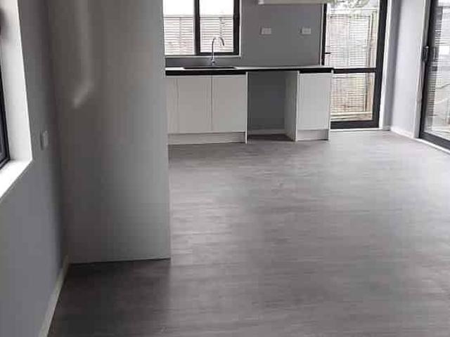 4 bed rooms and 2.5 bathrooms
