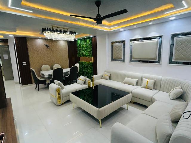 4 Bedroom 1100 Sq.Ft. Builder Floor in Suraj Vihar Delhi Listing ID: #9923