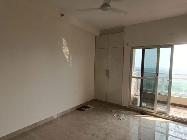 4 Bedroom 2365 Sq.Ft. Apartment in Sector 77 Noida Listing ID: #10116