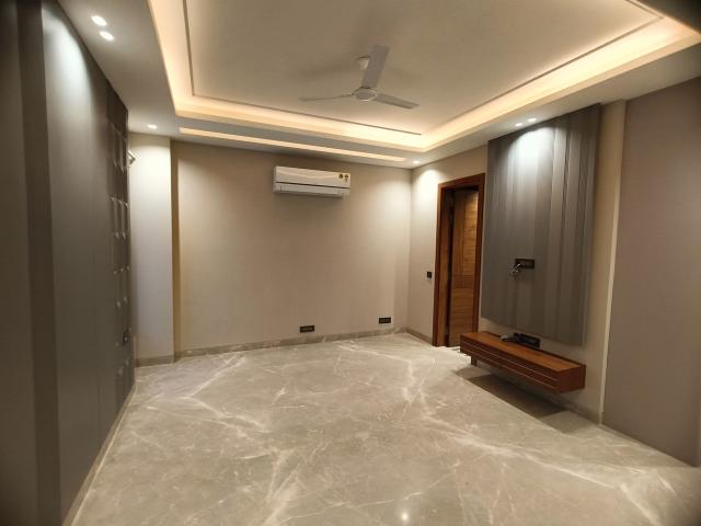4 Bedroom 2700 Sq.Ft. Builder Floor in Greater Kailash ii Delhi Listing ID: #9486