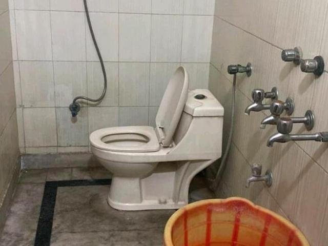 4 Bedroom 2700 Sq.Ft. Builder Floor in Saket Delhi Listing ID: #9315