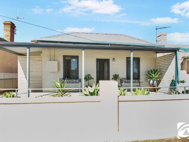 4 BEDROOM